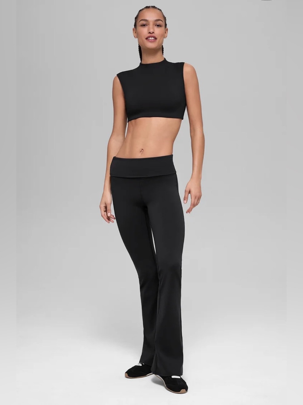 ALO YOGA | ✨NEW✨ ALO Softsculpt Capped Out Short Sleeve in Black - Picture 4 of 6